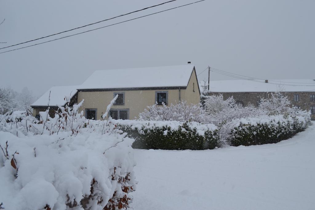 Gite La Clef Des Champs Libin Buitenkant foto