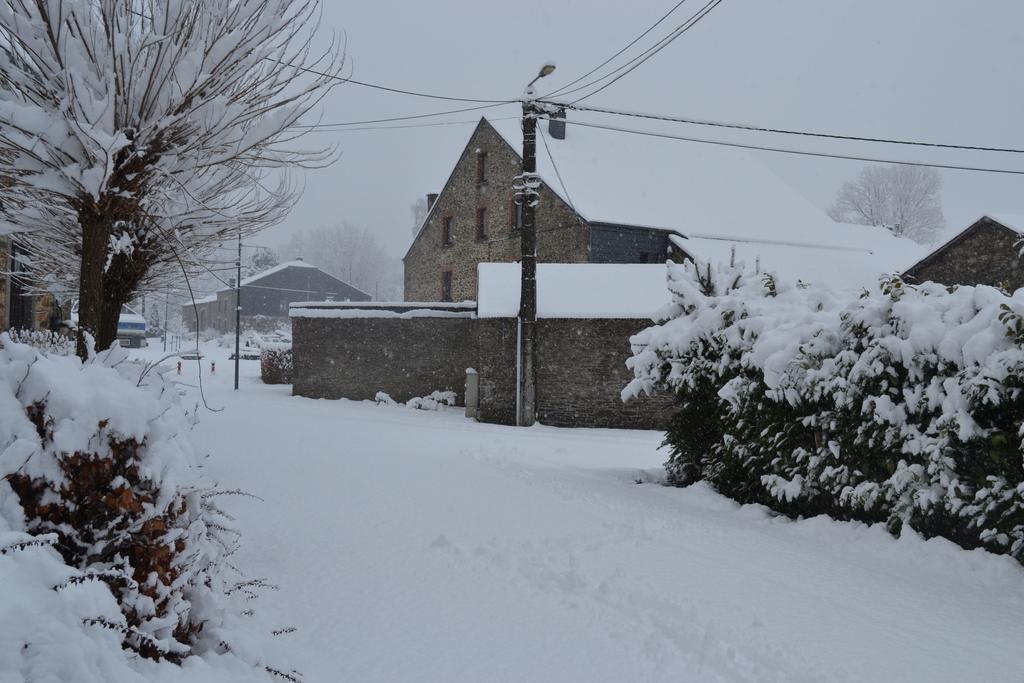 Gite La Clef Des Champs Libin Buitenkant foto